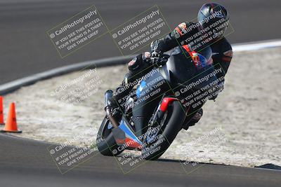 media/Nov-01-2025-TrackDaz (Sat) [[2b4d5192bc]]/A Group/12pm (Turn 2 (Outside)/